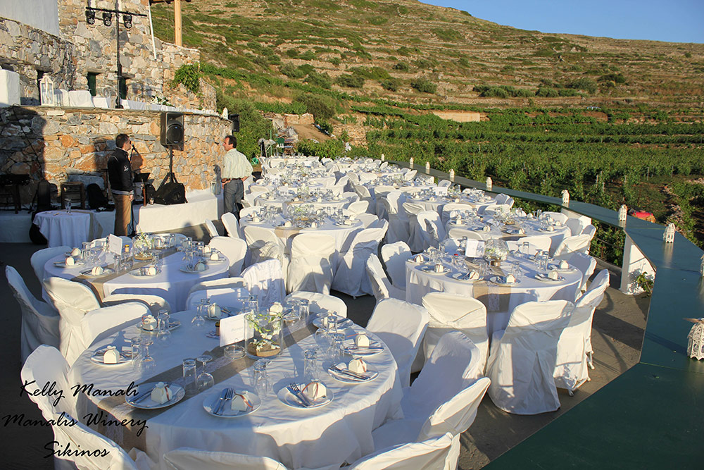 Weddings and Receptions in Manalis Winery